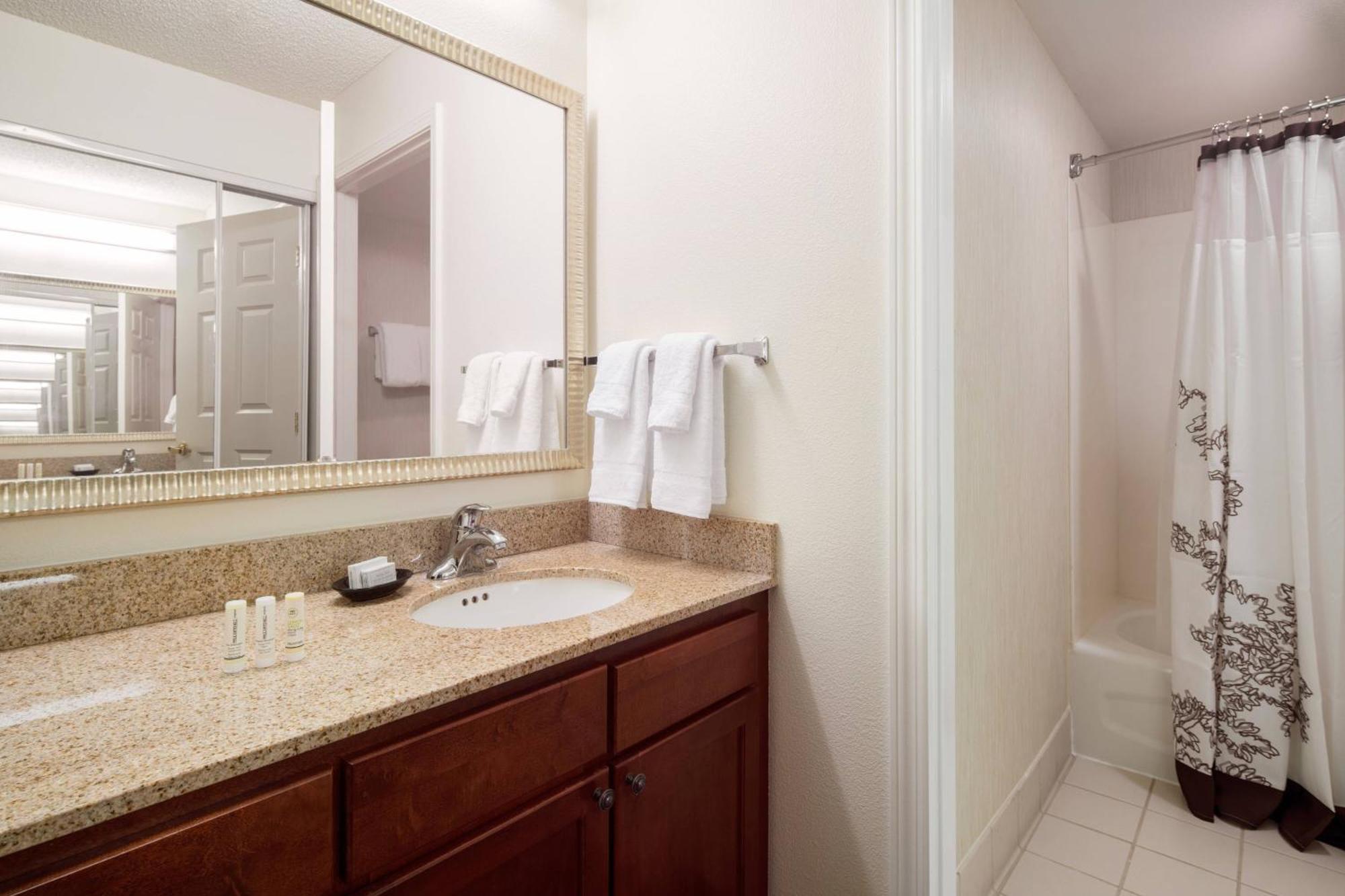 Residence Inn By Marriott Cypress Лос Аламитос Екстериор снимка