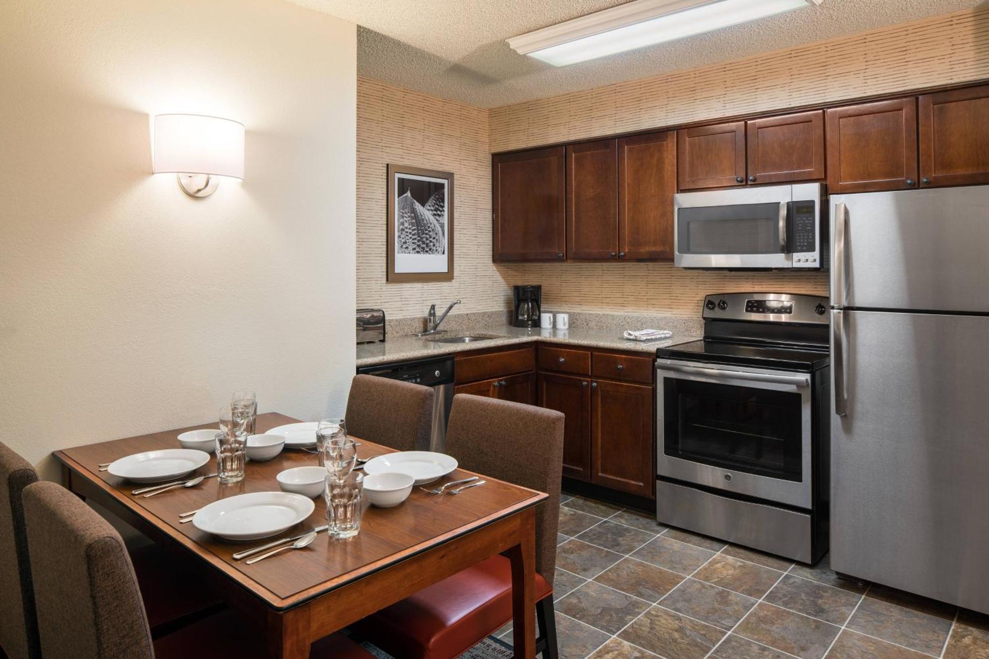 Residence Inn By Marriott Cypress Лос Аламитос Екстериор снимка